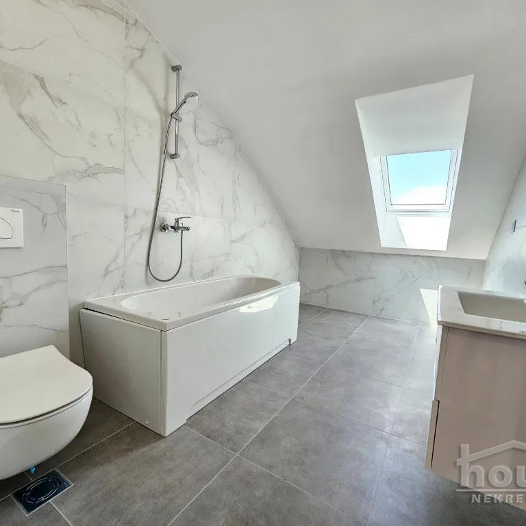 Petosoban stan na prodaju, Grbavica, Novi Sad, 185m², 7. sprat, 500.000 €