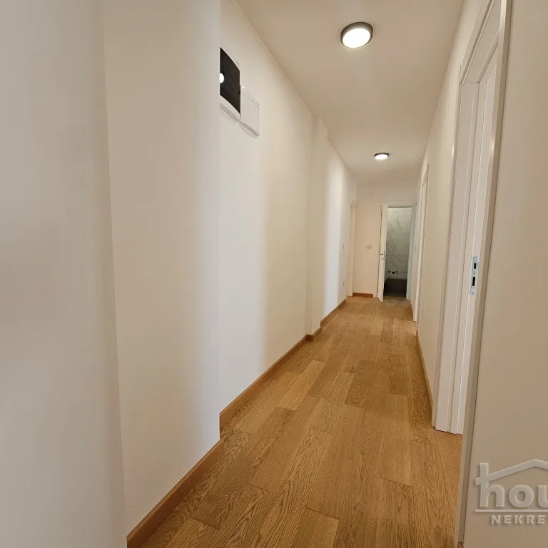 Petosoban stan na prodaju, Grbavica, Novi Sad, 185m², 7. sprat, 500.000 €