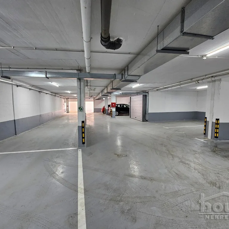 Petosoban stan na prodaju, Grbavica, Novi Sad, 185m², 7. sprat, 500.000 €
