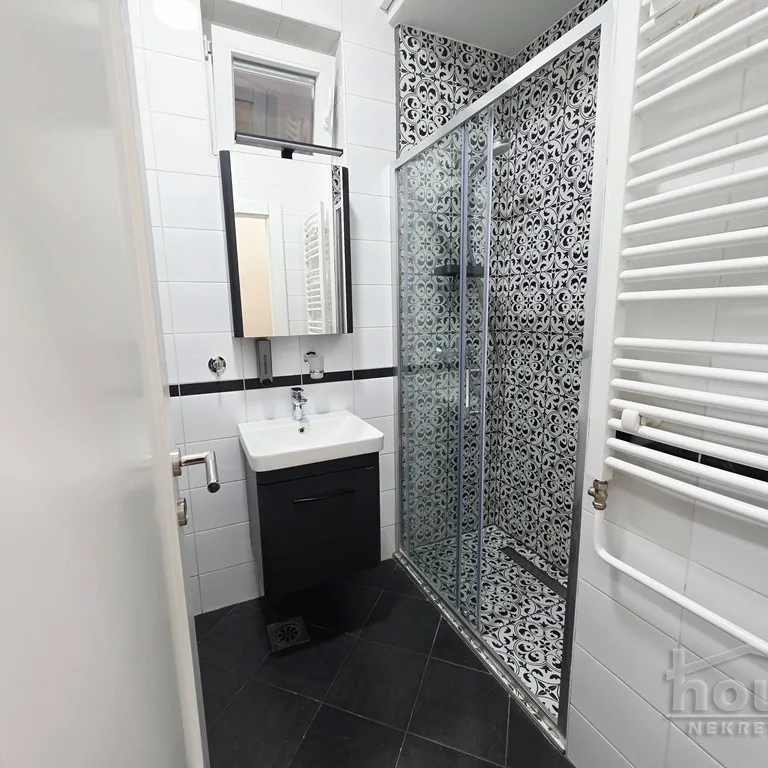 Stan Prodaja Novi Sad  32 m2