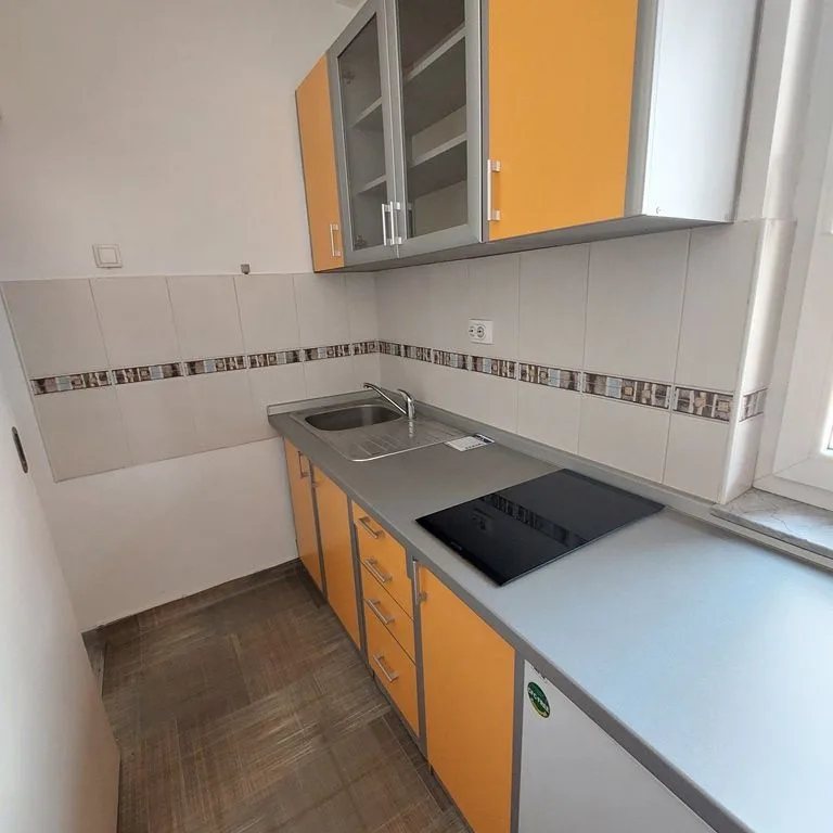Dvoiposoban stan na prodaju, Grbavica, Novi Sad, 69m², Visoko prizemlje, 185.000 €