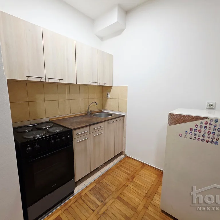 Stan Prodaja Novi Sad  25 m2