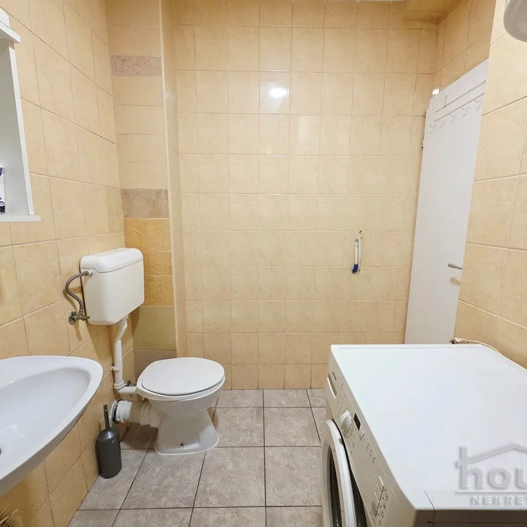 Stan Prodaja Novi Sad  25 m2