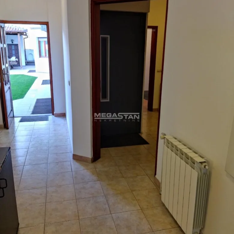 Kuća za izdavanje, Bulbulder, Beograd, 542m², 3.000 €/mes