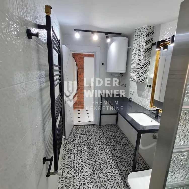 Trosoban stan na prodaju, Centar, Beograd, 78m², 327.000 €