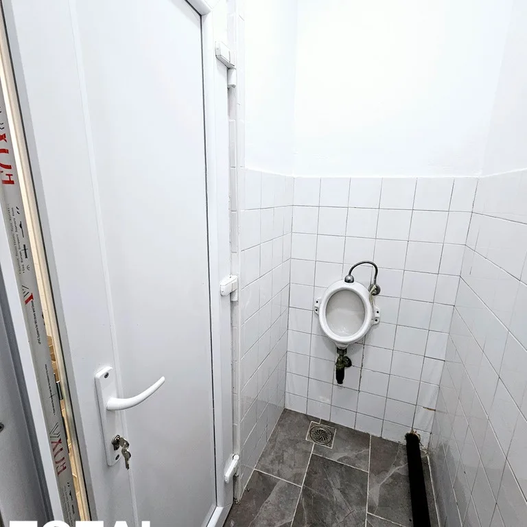 Lokal za izdavanje, Tatarsko Brdo, Novi Sad, 190m², 1.200 €/mes
