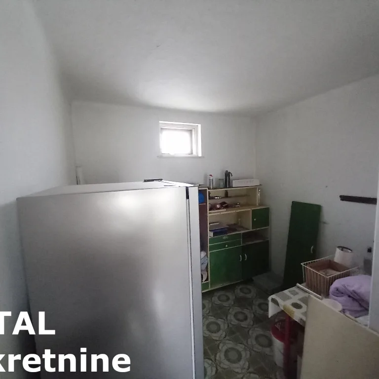 Kuća na prodaju, Gložan, Bački Petrovac, 181m², 95.000 €