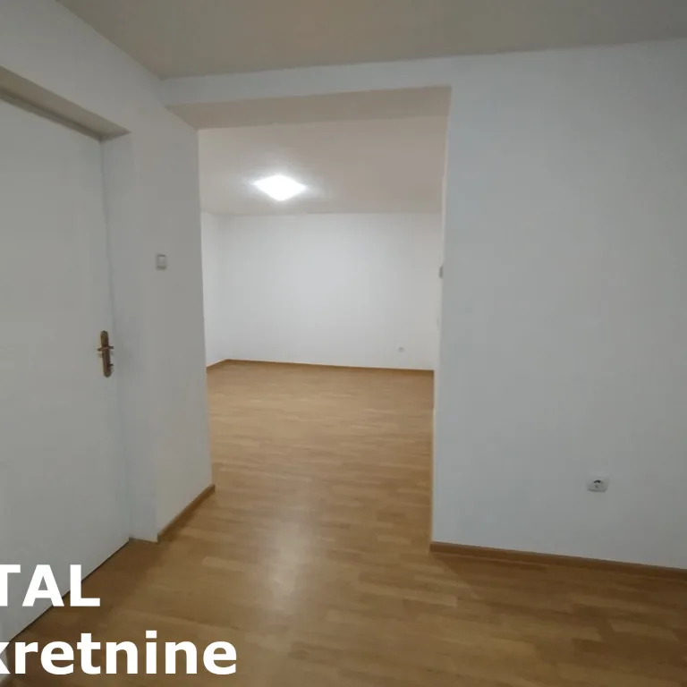 Kuća Prodaja Novi Sad  220 m2