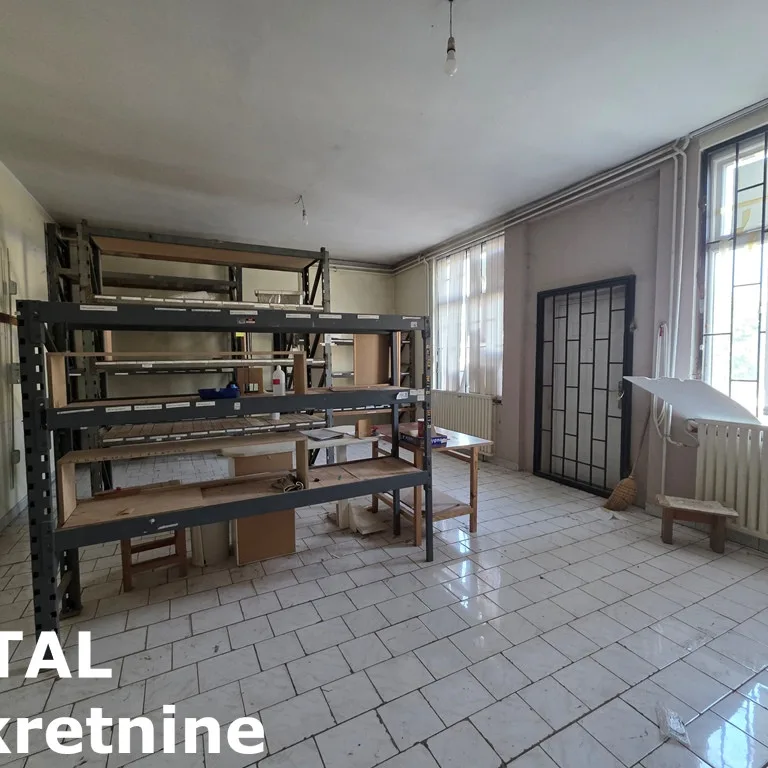 Lokal na prodaju, Beočin, 2040m², 951.000 €