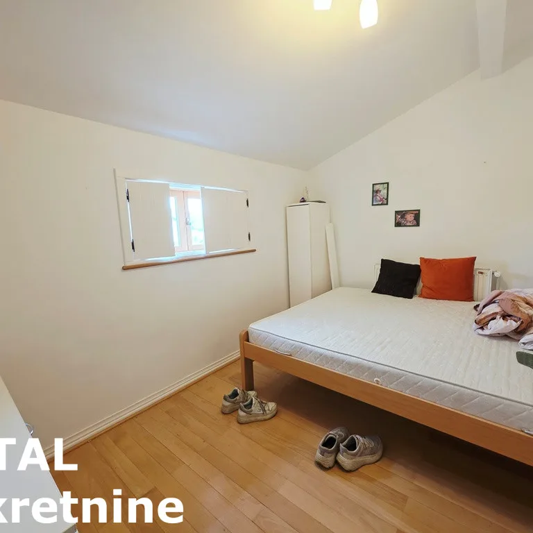 Lokal Prodaja Beočin  2040 m2