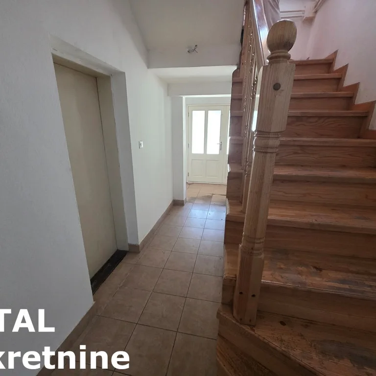 Lokal na prodaju, Beočin, 2040m², 951.000 €