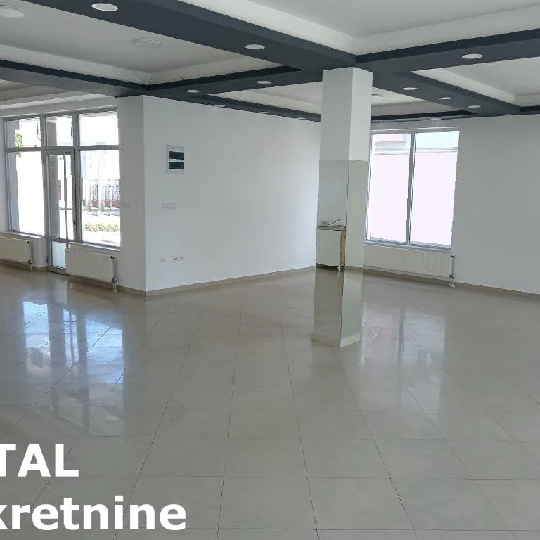 Lokal Prodaja Ruma  390 m2