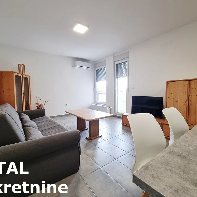 Stan Prodaja Novi Sad  43 m2
