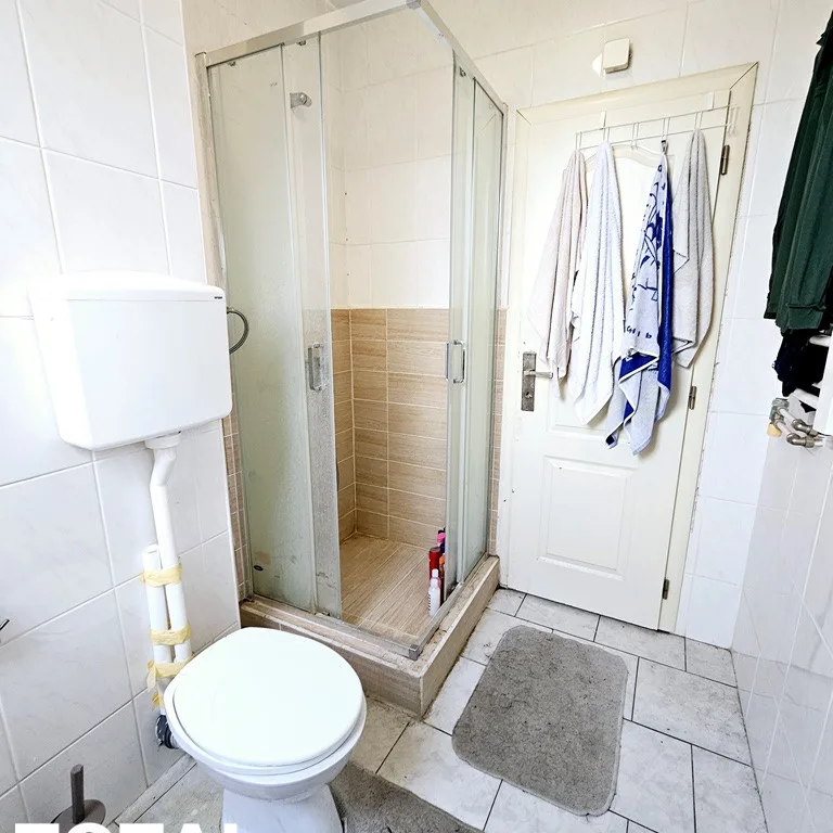 Troiposoban stan na prodaju, Bulevar Oslobođenja, Novi Sad, 52m², 4. sprat, 170.000 €