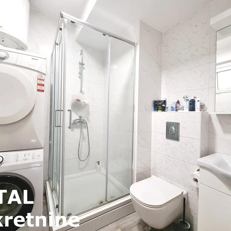 Troiposoban stan na prodaju, Bulevar Oslobođenja, Novi Sad, 53m², 7. sprat, 160.000 €