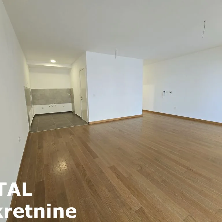 Stan Prodaja Novi Sad  86 m2