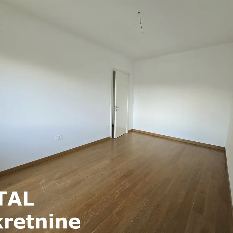Stan Prodaja Novi Sad  86 m2