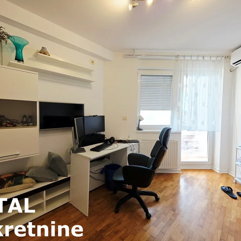 Troiposoban stan na prodaju, Grbavica, Novi Sad, 79m², 2. sprat, 250.000 €