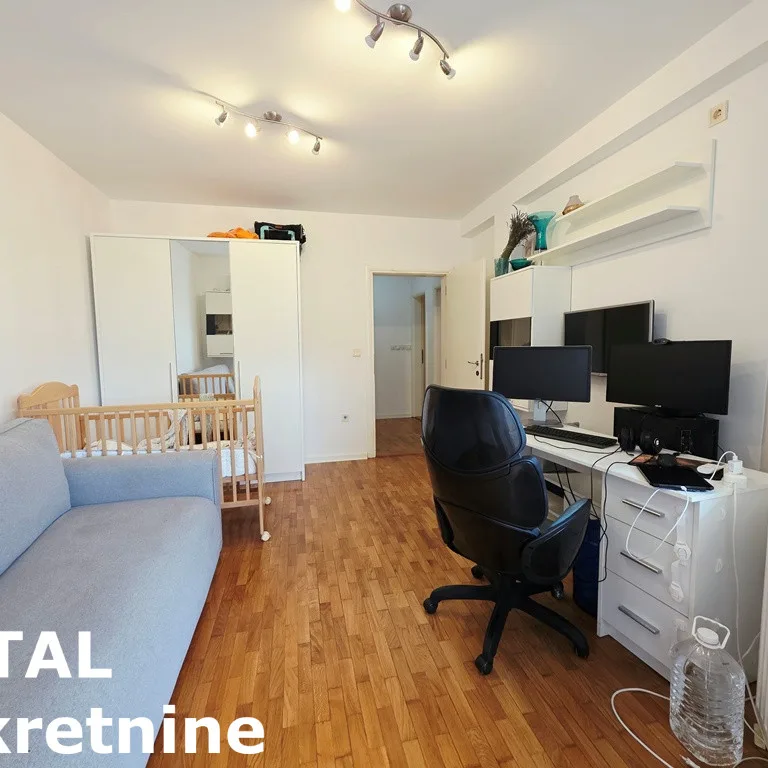 Troiposoban stan na prodaju, Grbavica, Novi Sad, 79m², 2. sprat, 250.000 €