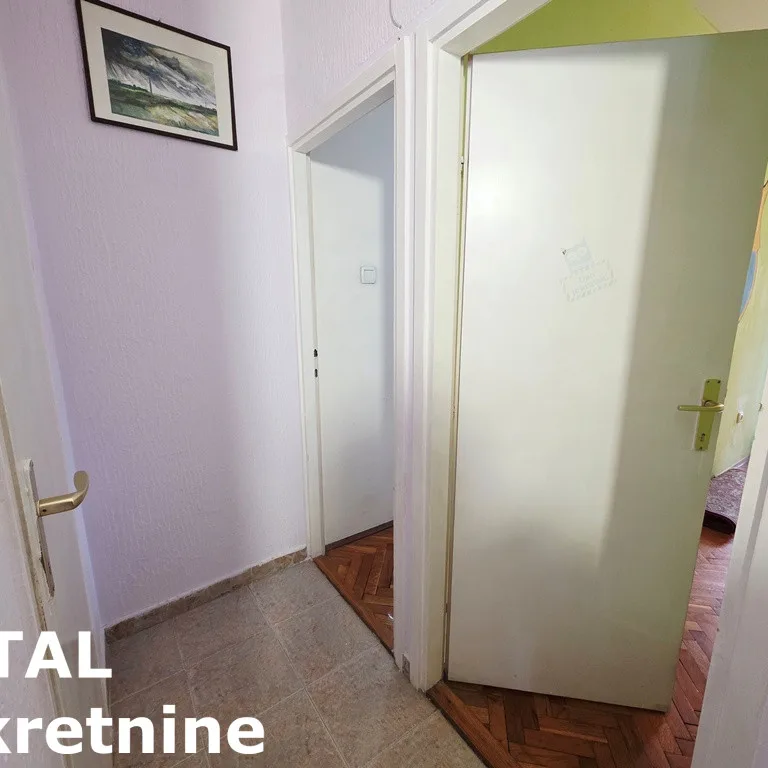 Trosoban stan na prodaju, Železnička Stanica, Novi Sad, 70m², 7. sprat, 165.000 €