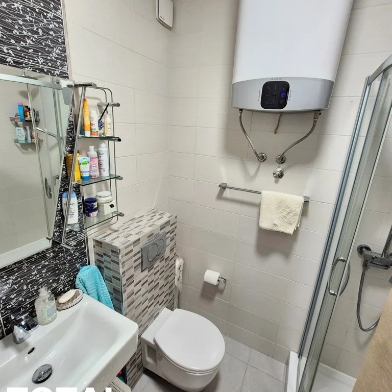 Višesoban stan na prodaju, Centar, Novi Sad, 144m², 6. sprat, 432.000 €