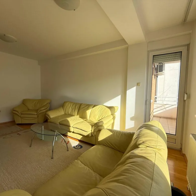 Stan Prodaja Novi Sad  63 m2