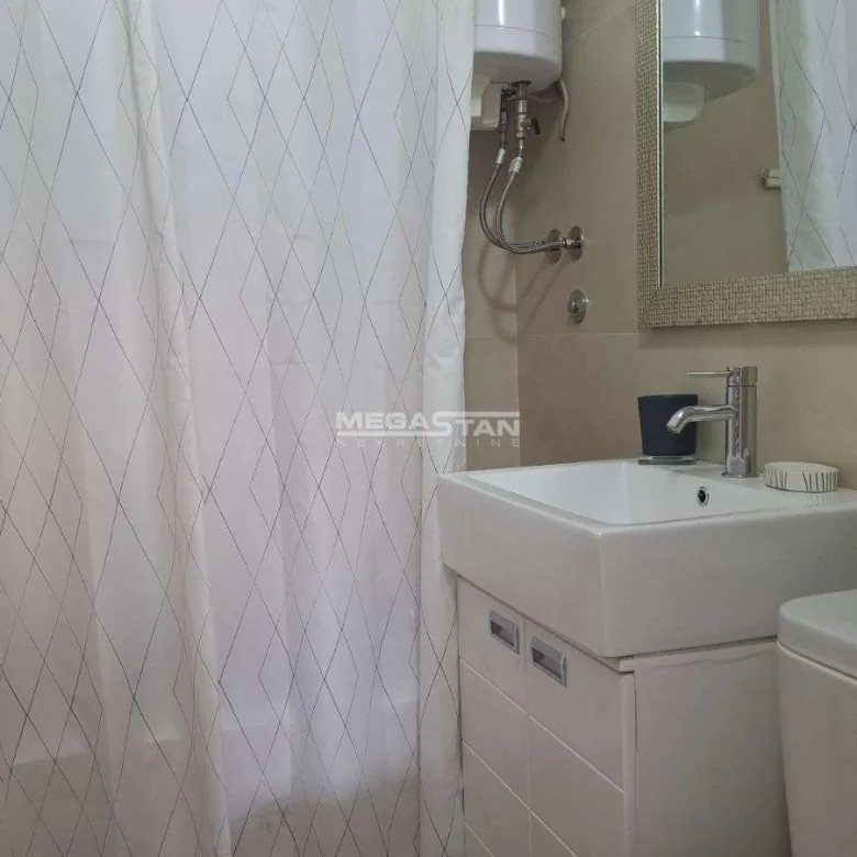 Lokal za izdavanje, Blok 33 – Geneks, Beograd, 61m², 950 €/mes