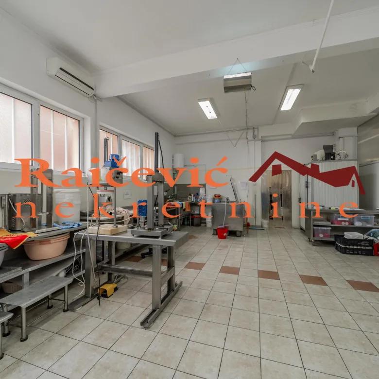 Lokal Prodaja Beograd Vojvode Vlahovića 315 m2