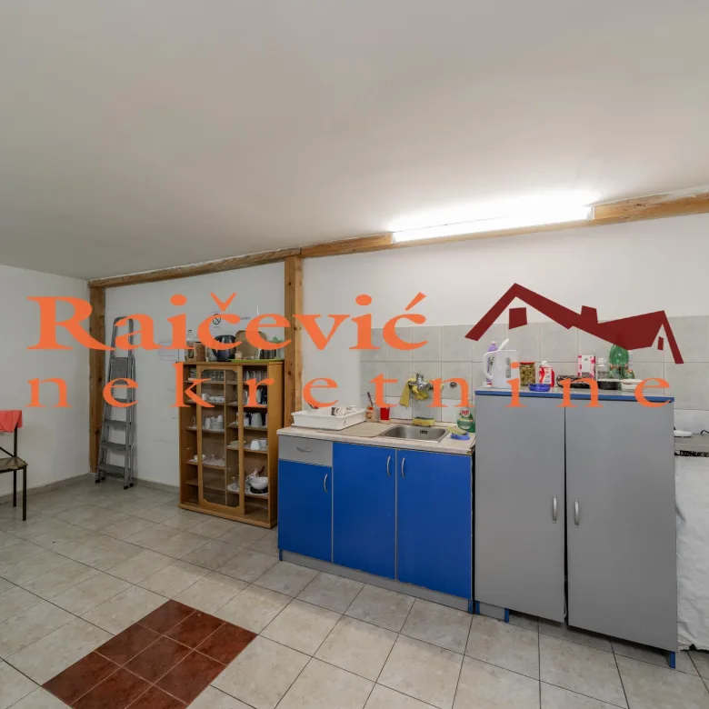 Lokal na prodaju, Vojvode Vlahovića, Beograd, 315m², 435.000 €