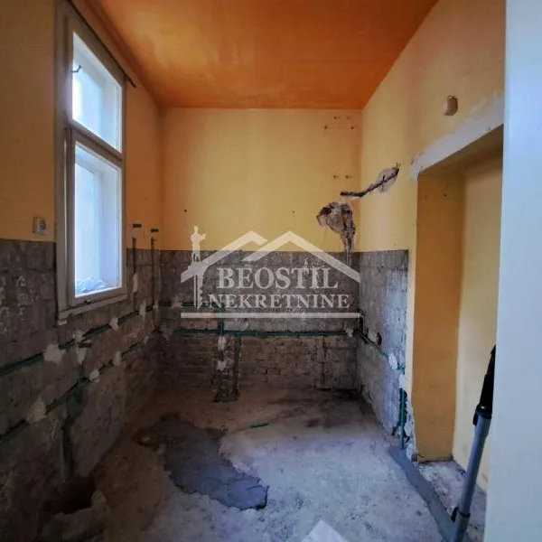 Petosoban stan na prodaju, Slavija, Beograd, 171m², 1. sprat, 599.000 €