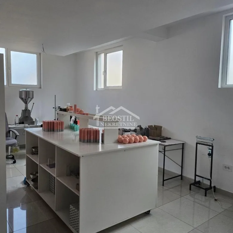 Lokal na prodaju, Višnjica, Beograd, 137m², 200.000 €