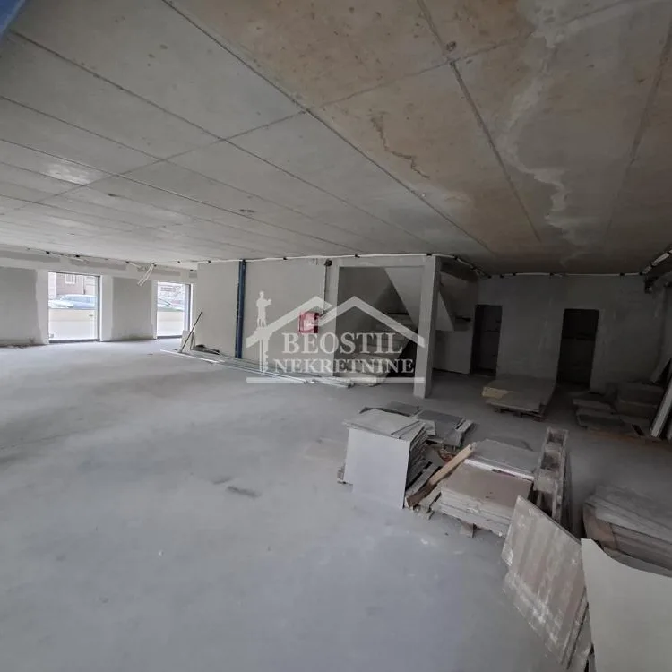 Lokal na prodaju, Banovo Brdo, Beograd, 630m², 2.500.000 €