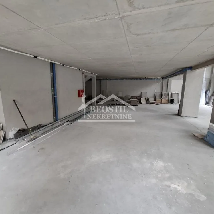 Lokal na prodaju, Banovo Brdo, Beograd, 630m², 2.500.000 €