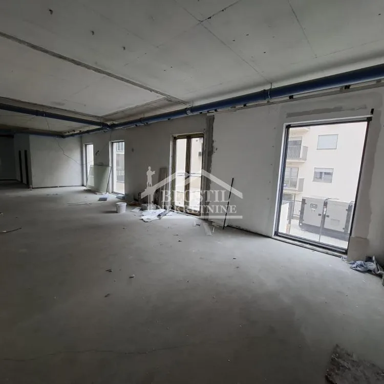 Lokal Prodaja Beograd Banovo Brdo 630 m2