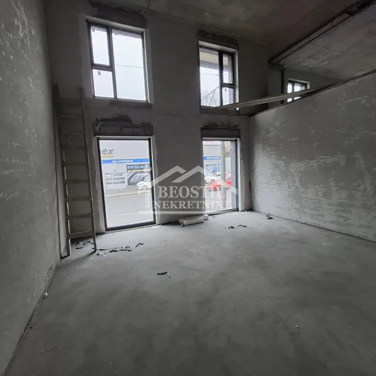 Lokal Prodaja Beograd Banovo Brdo 630 m2