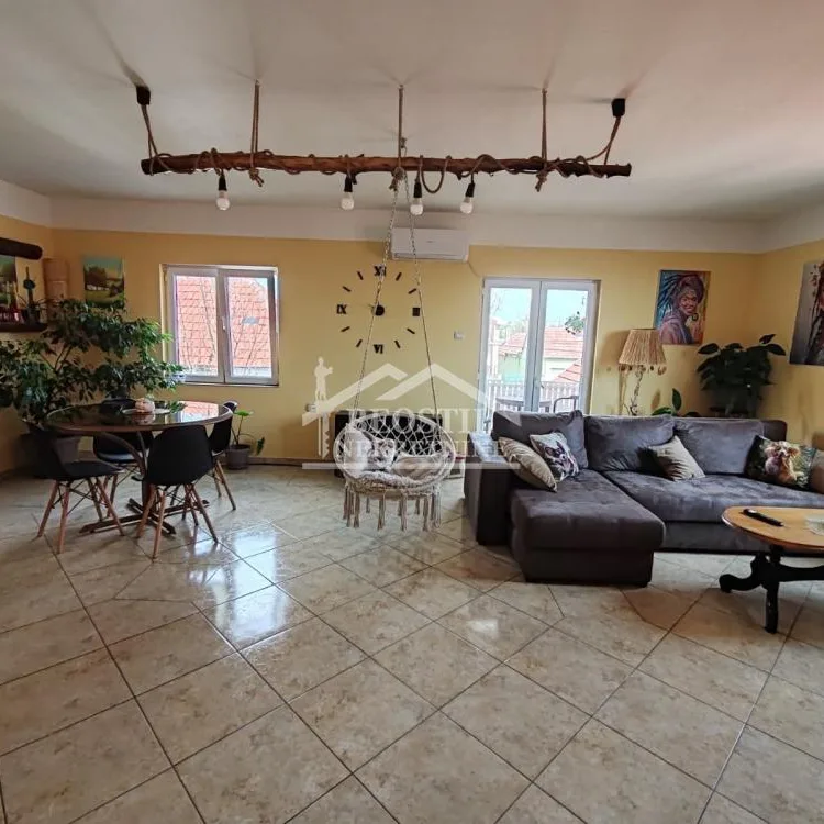 Kuća Prodaja Ruma  221 m2