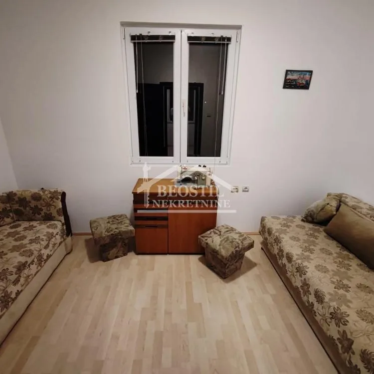Kuća Prodaja Ruma  221 m2