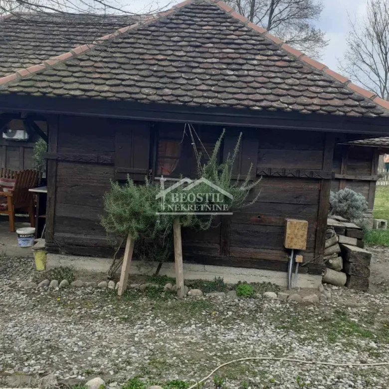 Kuća Prodaja Ljubovija  40 m2