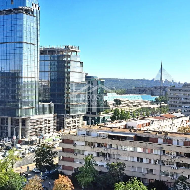 Četvorosoban stan na prodaju, Blok 21, Beograd, 99m², 463.000 €
