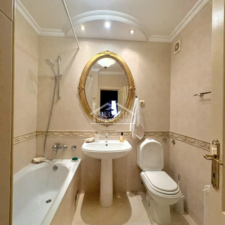 Stan Prodaja Beograd Blok 21 99 m2