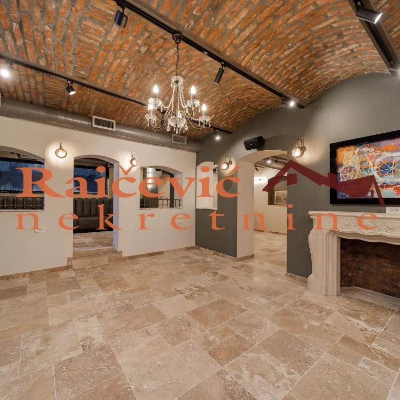 Lokal Prodaja Beograd Centar (Čukarica) 210 m2