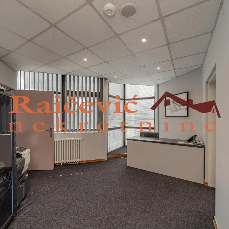 Lokal na prodaju, Banovo Brdo, Beograd, 315m², 3. sprat, 630.000 €