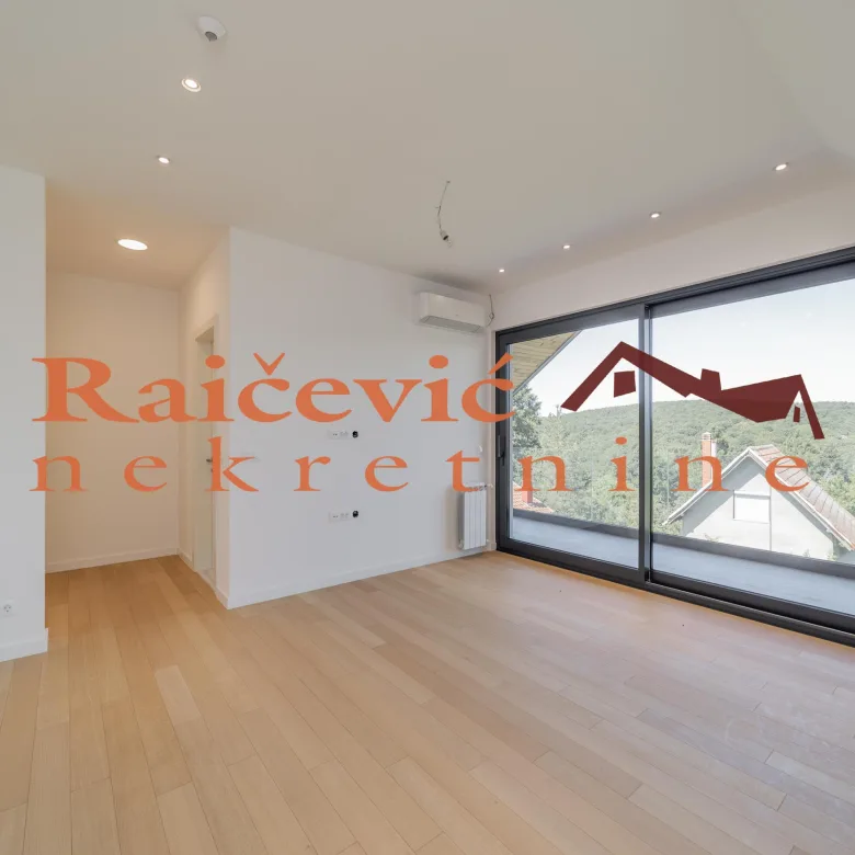 Kuća na prodaju, Trebež, Beograd, 393m², 450.000 €
