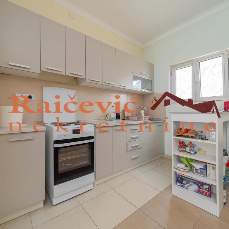 Stan Prodaja Beograd Centar (Čukarica) 79 m2