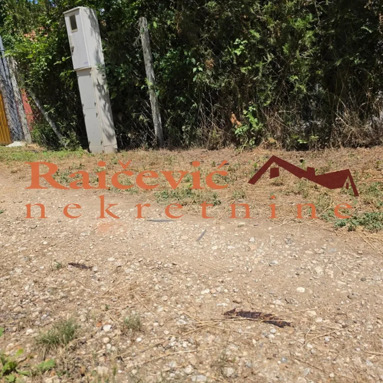 Plac Prodaja   14210 m2
