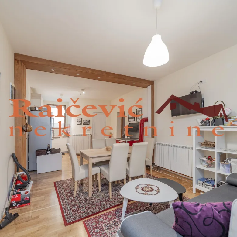 Četvorosoban stan na prodaju, Kopaonik, 98m², 135.000 €