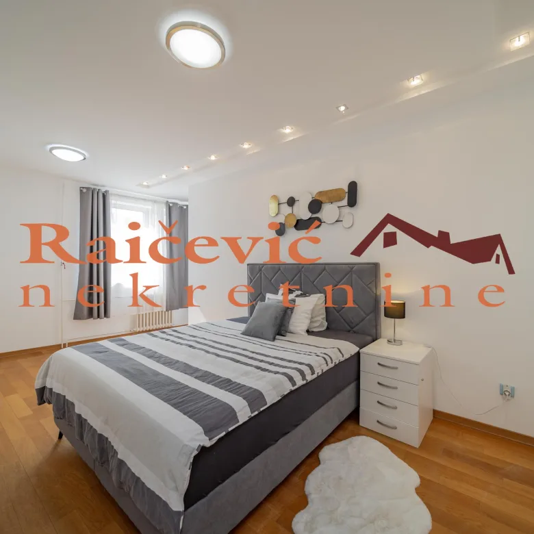 Trosoban stan na prodaju, Centar, Beograd, 98m², 588.000 €
