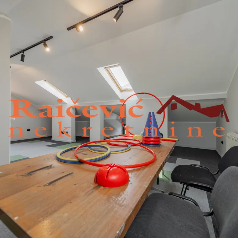 Lokal za izdavanje, Voždovac, Beograd, 152m², 2.400 €/mes
