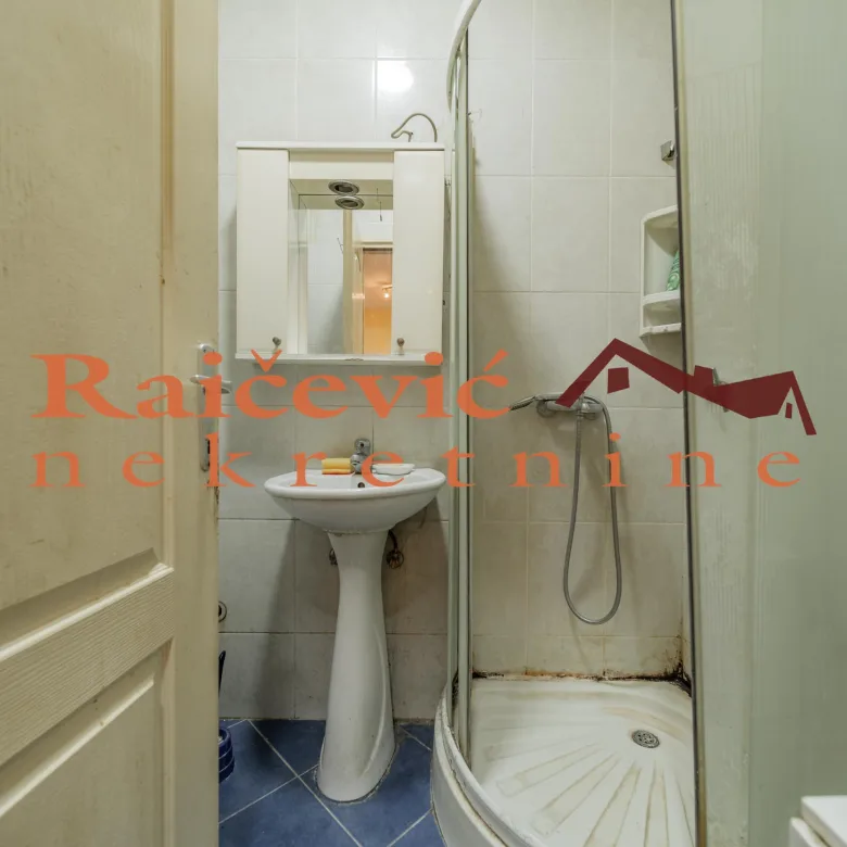 Dvosoban stan na prodaju, Kneževac, Beograd, 31m², 87.000 €