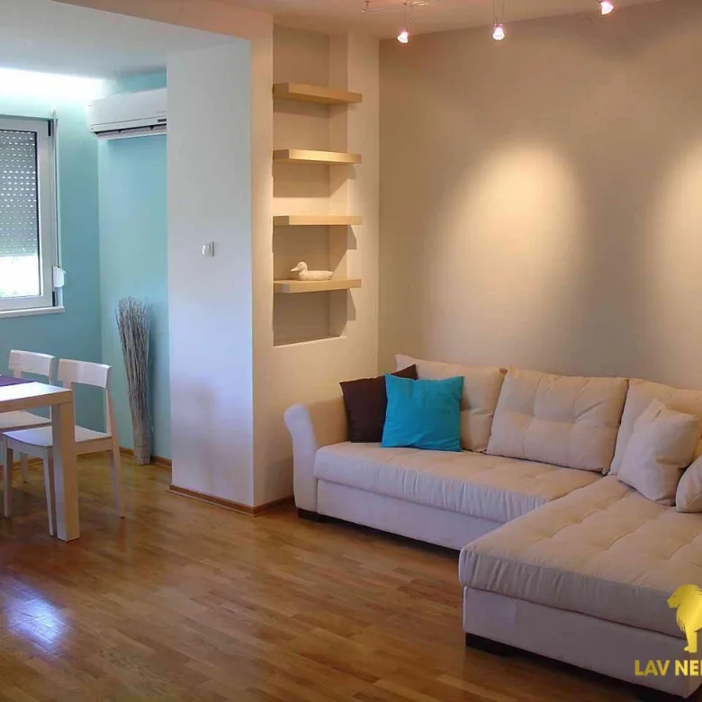 Stan Prodaja Novi Sad  43 m2